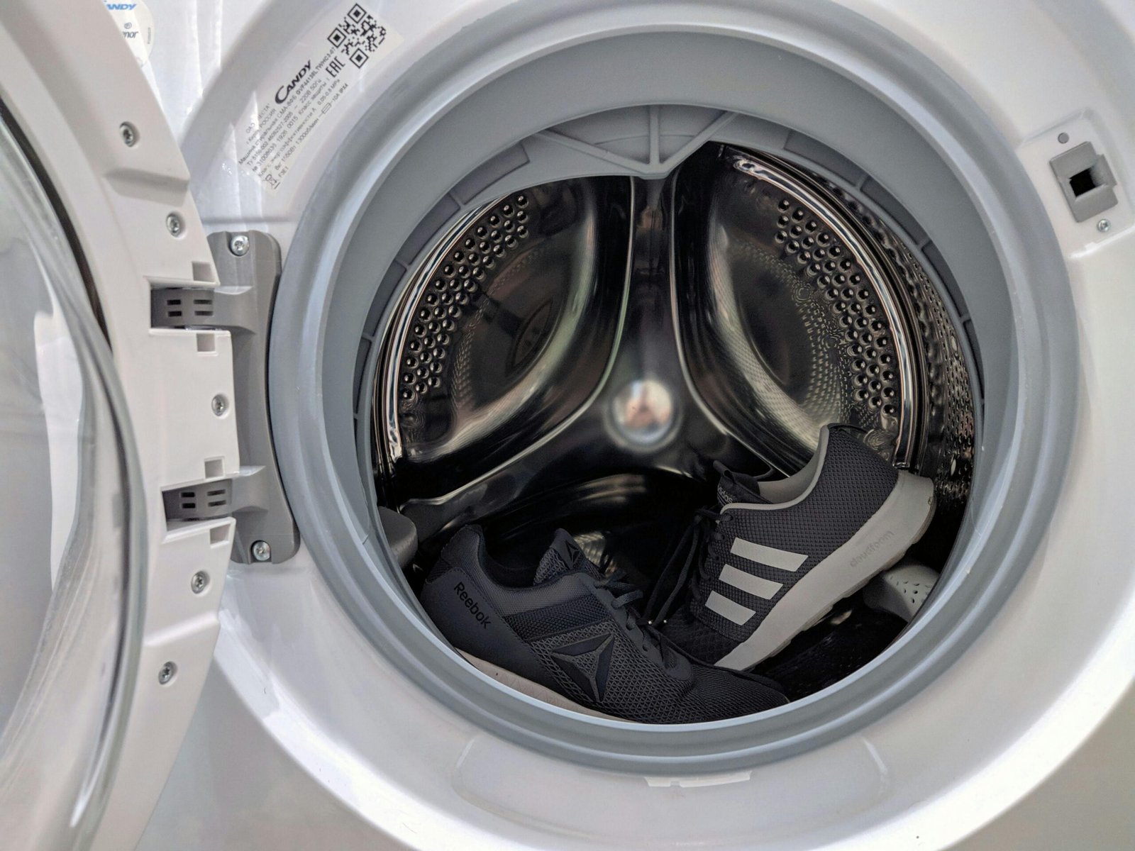 Have a Samsung washing machine issue that can’t wait? Whether it’s a noisy spin cycle, unresponsive control panel, or drainage failure, our expert repair team is here to help. SamsungBangalore offers a free consultation for all washing machine repair services in Bangalore, including top-load, front-load, and fully automatic models. Schedule your service today and let us deliver trusted doorstep repairs—fast, efficient, and always within your neighborhood.</p>
<p>